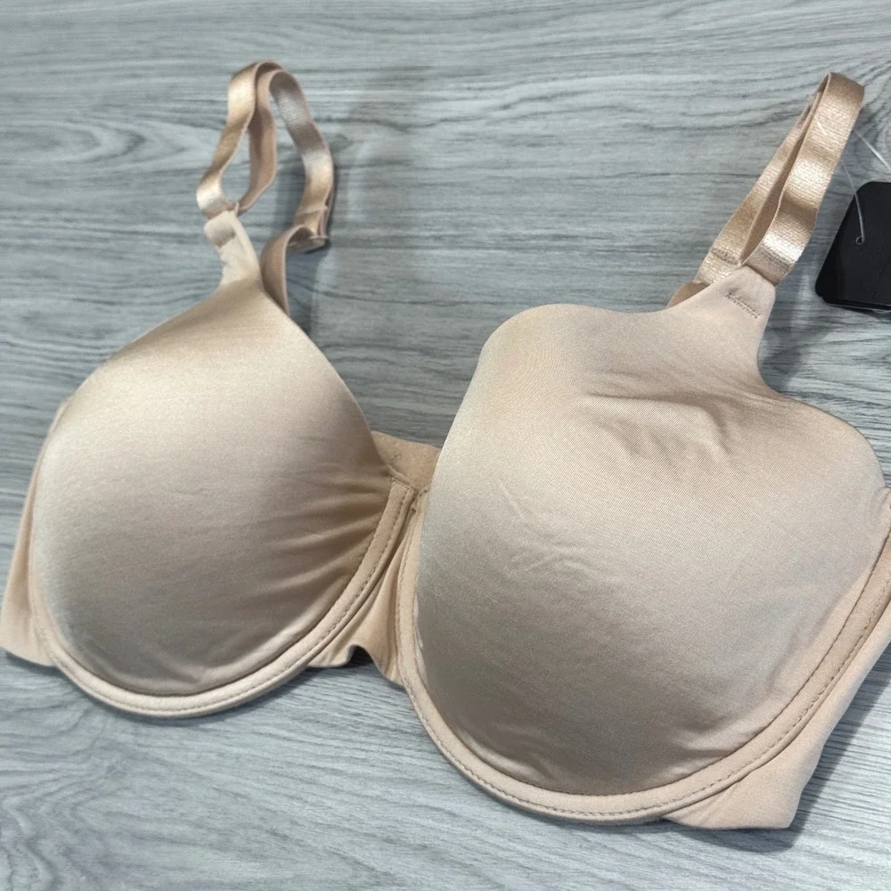 Natori Liquid Underwire Bra 731325 Light Mocha 34D Full Coverage Tan NWT